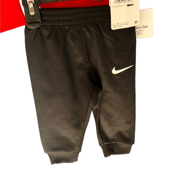 🌟NWT🌟 Nike Dri-Fit 2-Piece Set - Picture 4 of 11